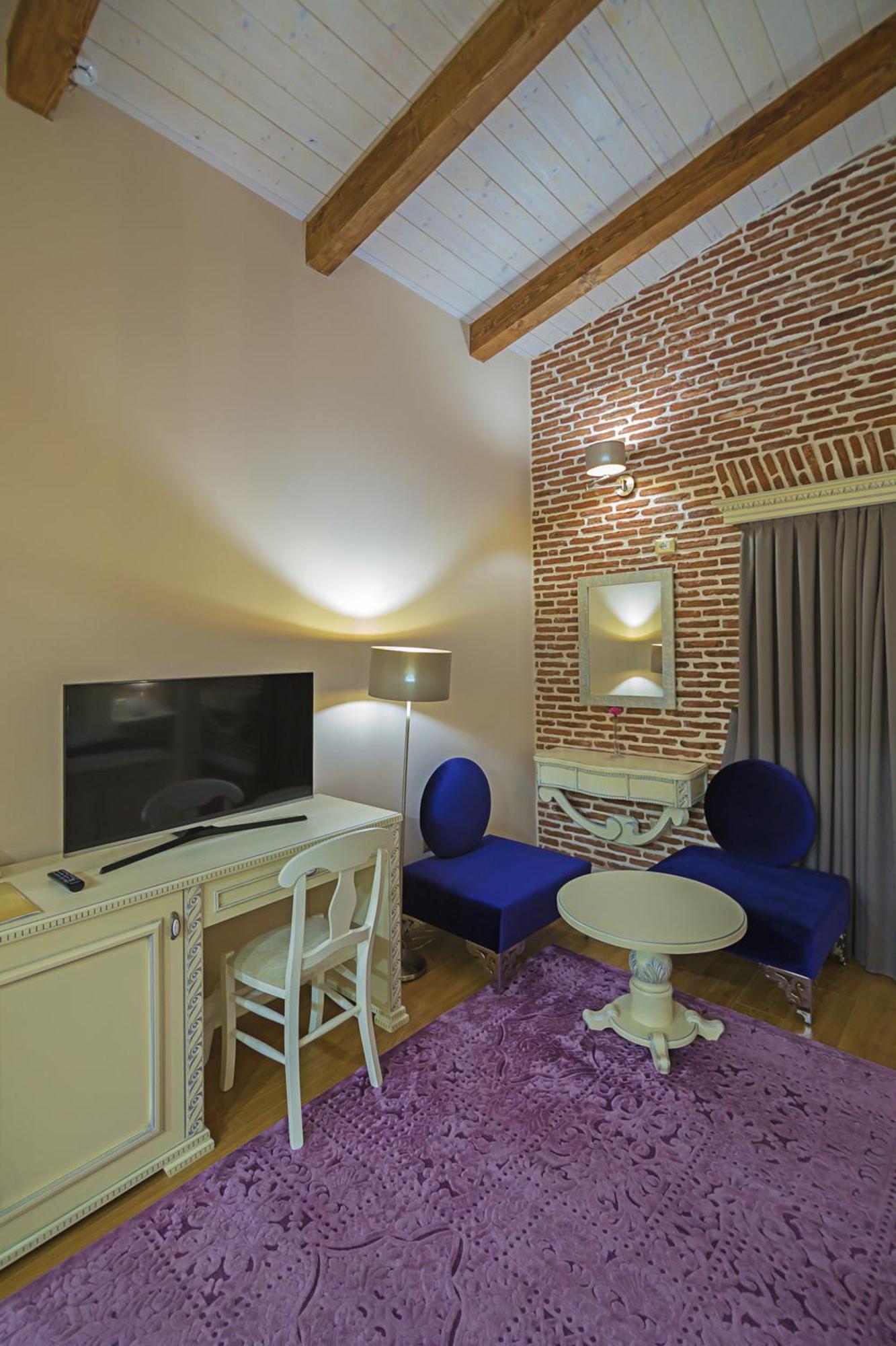 Casa Gace Hotel Корча Екстериор снимка