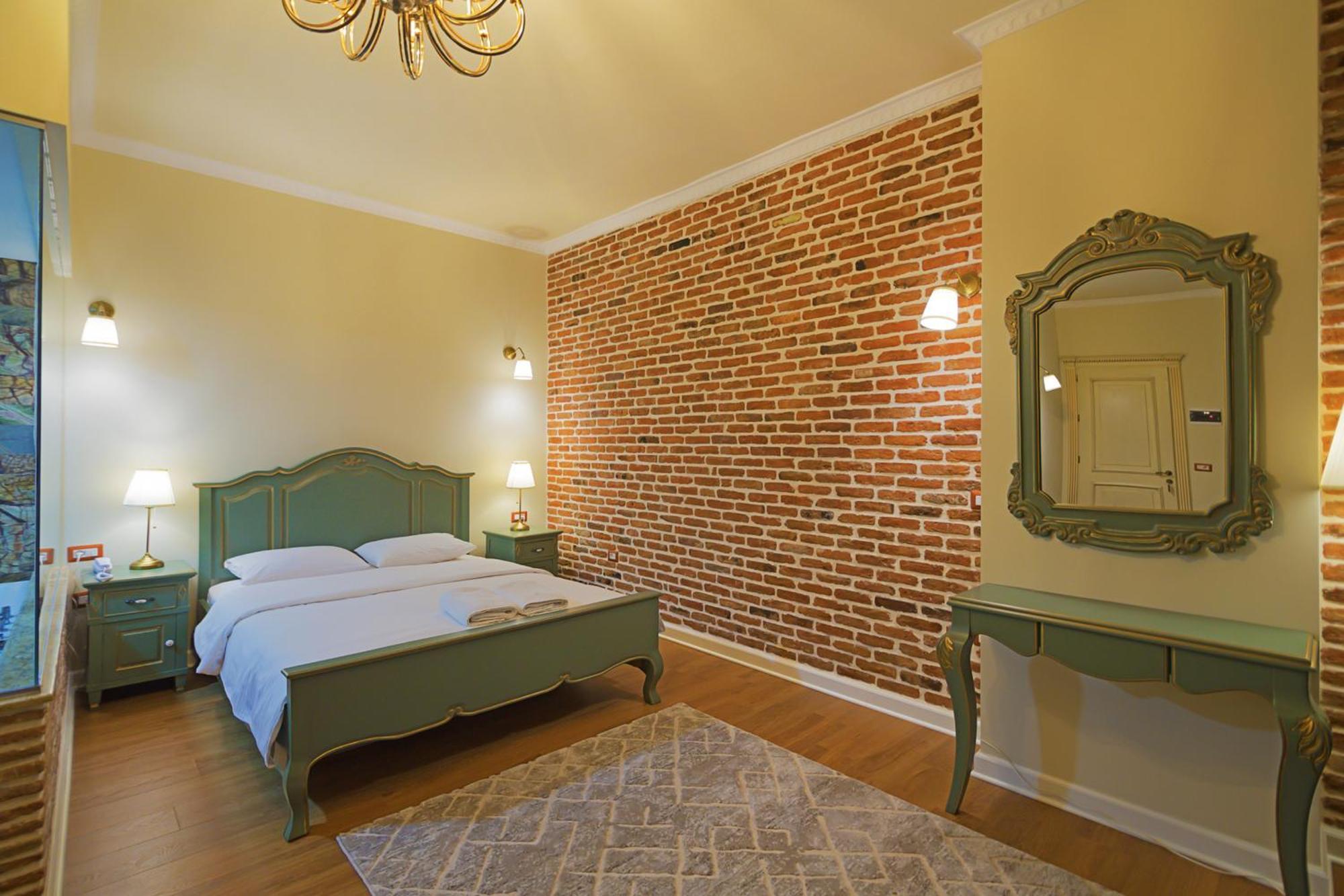 Casa Gace Hotel Корча Екстериор снимка
