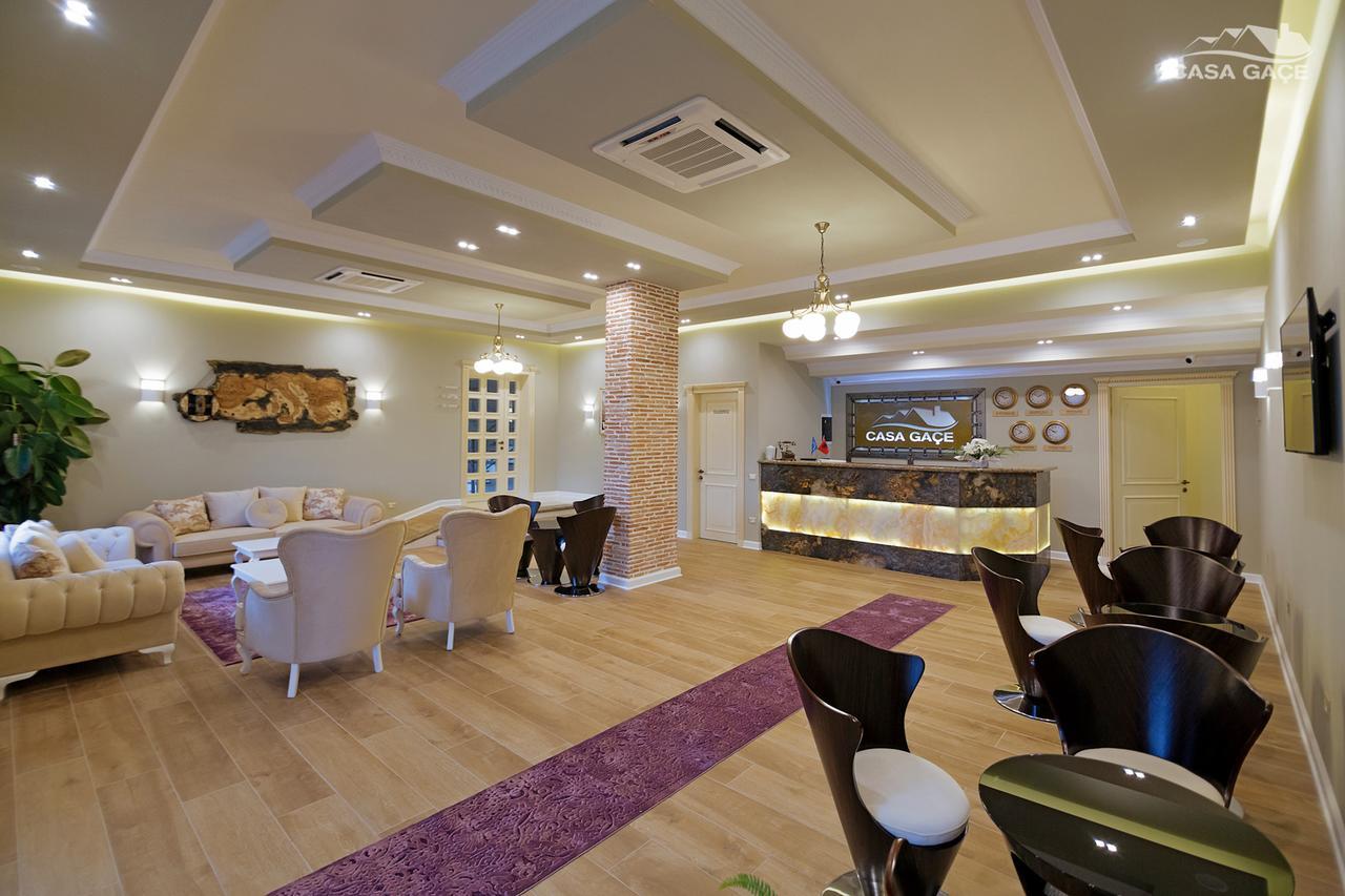 Casa Gace Hotel Корча Екстериор снимка