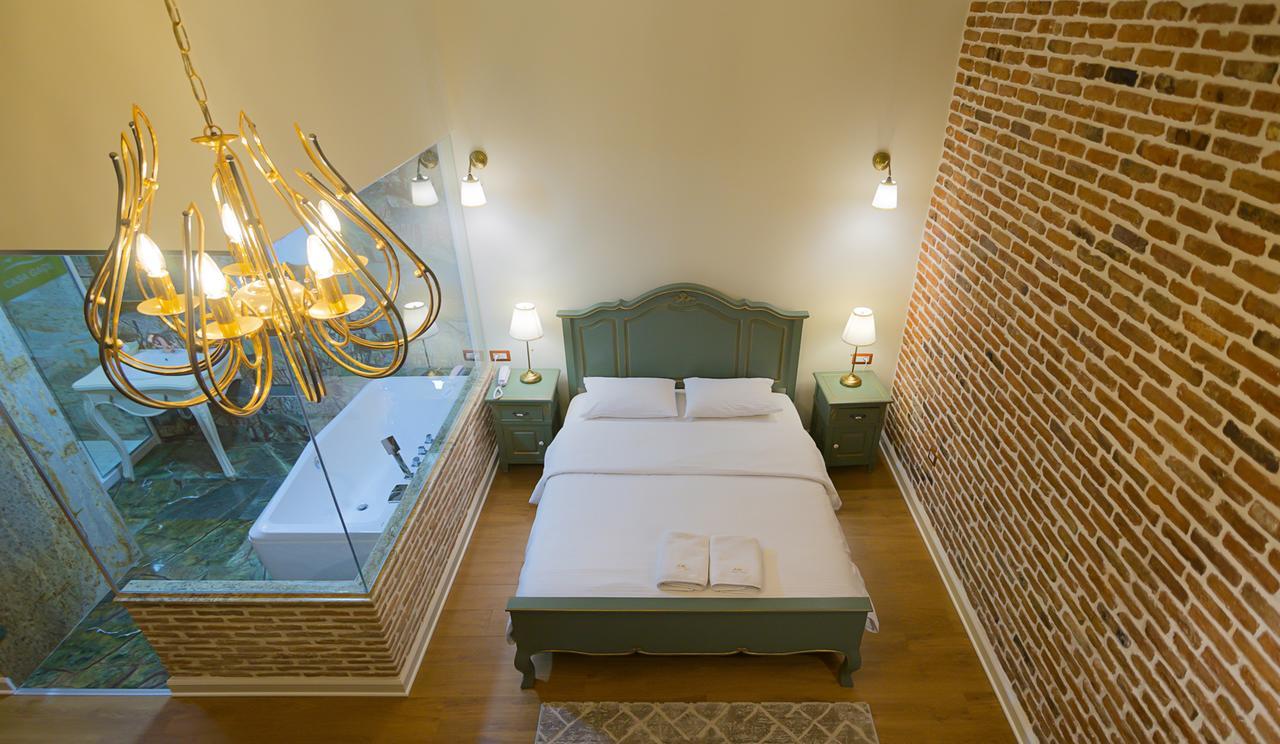 Casa Gace Hotel Корча Екстериор снимка